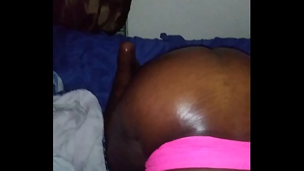 Milf Big ass bouncing gives good head then getspounded