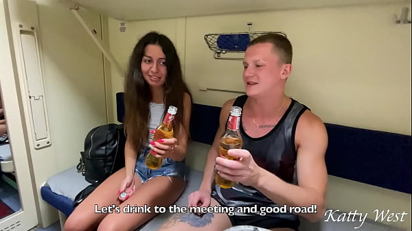 Picked up agirl atthe train station and fucked her on thetrain -Public_Threesome
