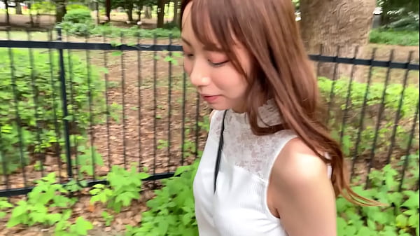 3r54Osc ハメ撮り_フェラチオ上手の色白美人とハメ撮りセックス_犬の散歩デートからのお家デート 家についたら即イチャイチャ 綺麗なお尻を眺めながらの立ちバックは必見