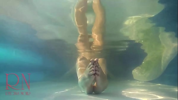 Underwater_pussy show Mermaid fingering masturbation Cam 3